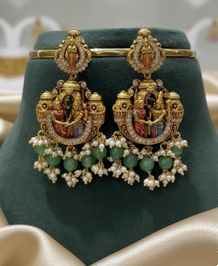 Handpainted Necklace Set.
